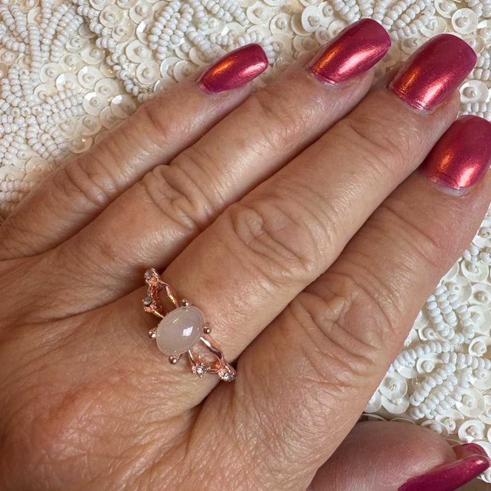 🌸Rose Gold Ring with Oval Gemstone🌸